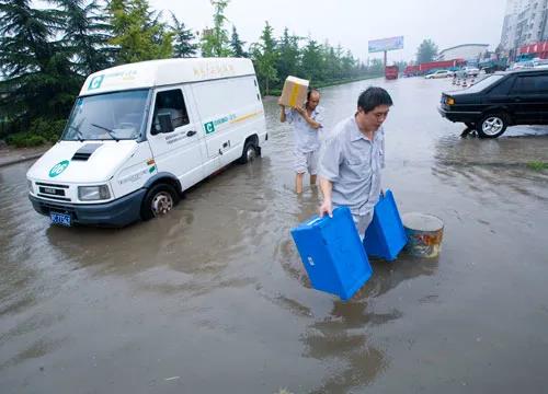 卷烟零售客户对烟草服务最满意的是送货上门 第2张